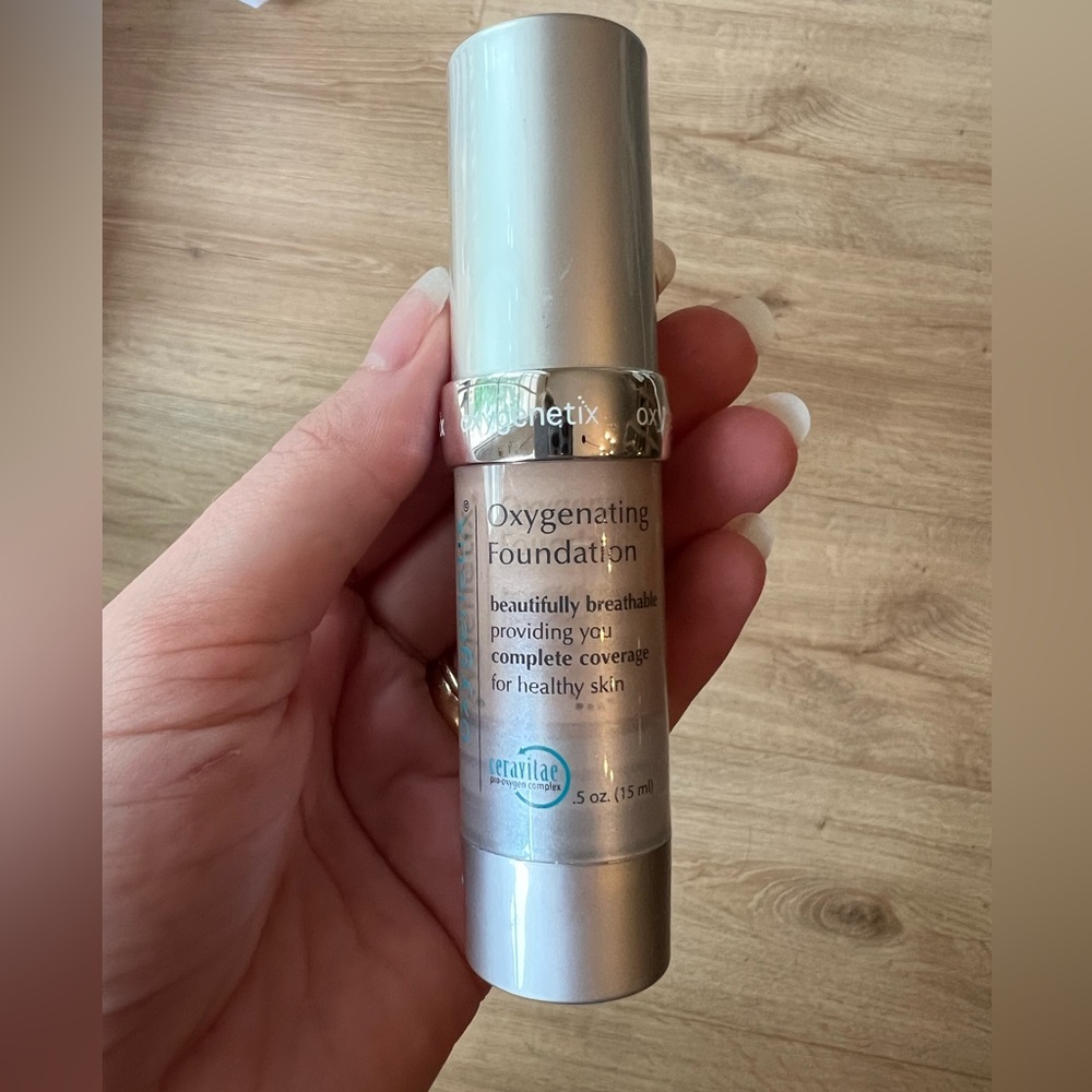 Oxygenetix Foundation - Taupe